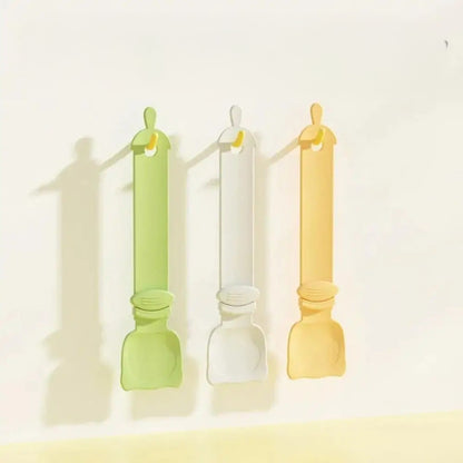 Distributeur de nourriture pour chat