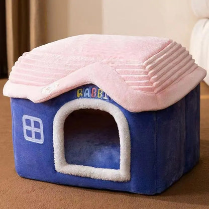 Maisonnette pour chat pliable coloris bleu marine et toit rose, vue de face